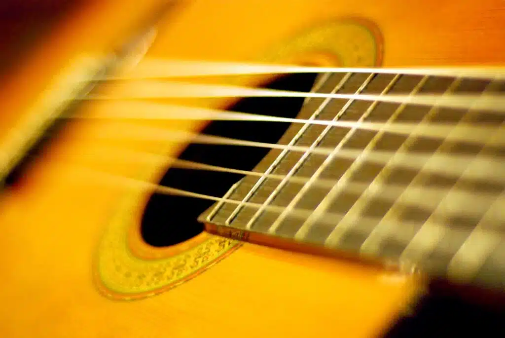 qual a diferenca entre violao classico e popular 3 Você sabe qual é a diferença entre violão clássico e violão popular? Veja agora!