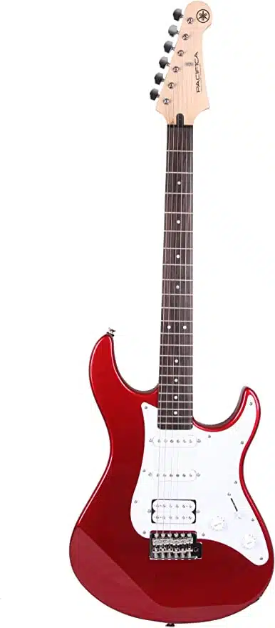 Guitarra Elétrica – Yamaha PAC012